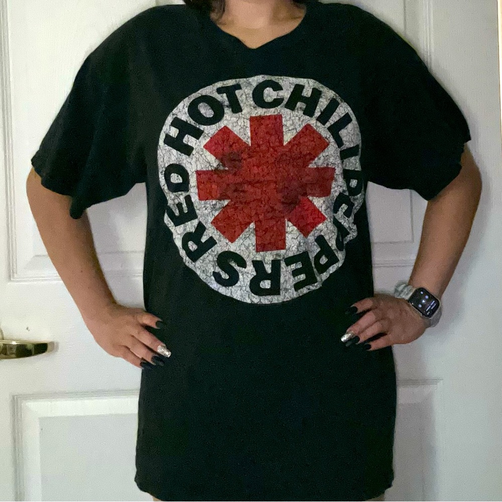 Red Hot Chili Peppers Large Graphic Tee